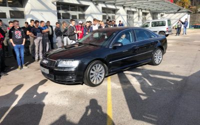 AUDI A8 – donacija za avtoserviserje