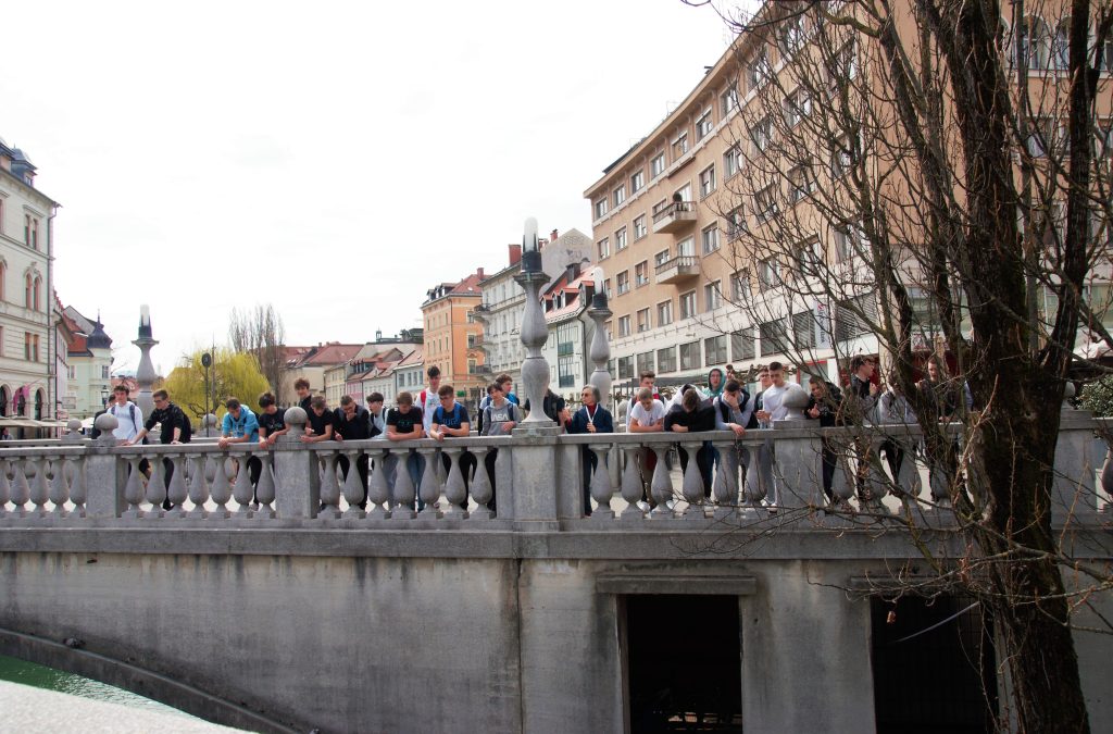 Sprehod po stari Ljubljani in ogled gledališke predstave