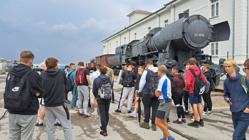 Strojniki v muzeju vojaške zgodovine v Pivki